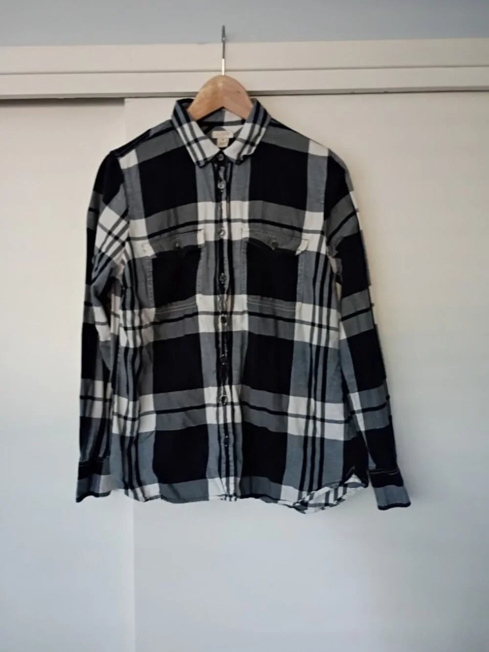 J.Crew Plaid Button-Up Shirt – Women's Medium